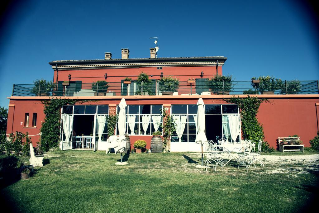 Tenuta Santini Villa Кориано Екстериор снимка